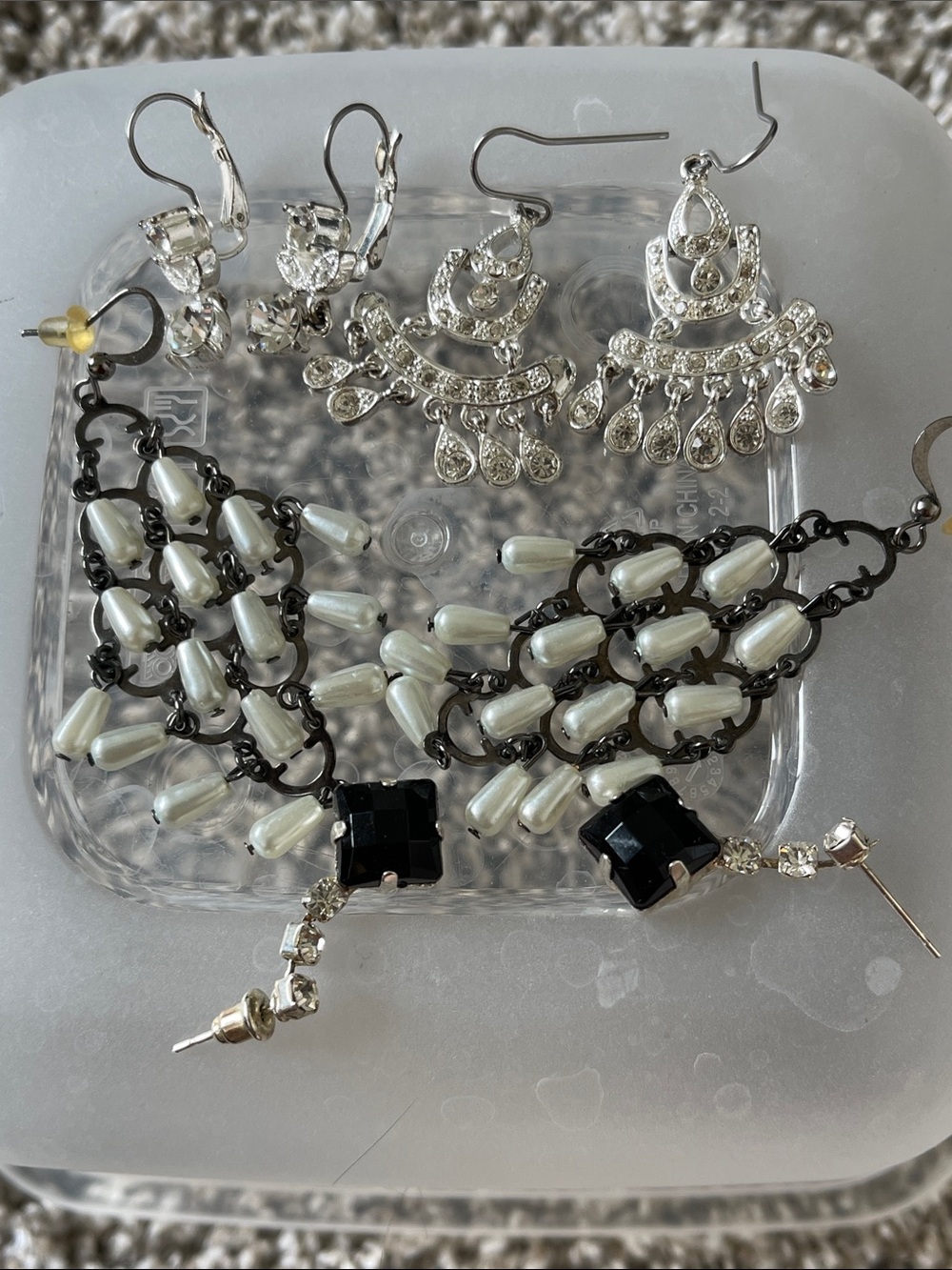 Elegant Pearl Drop Statement Earrings in Black and White